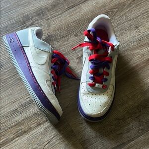 Stylish Women's Sneakers in White and Purple